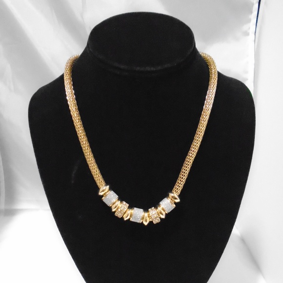 PUNCH Jewelry - Barrel Bismark Multi Charm Statement Necklace NWT